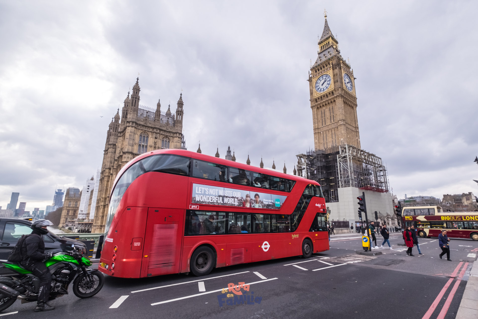 Com anar de l'aeroport de Gatwick a Londres