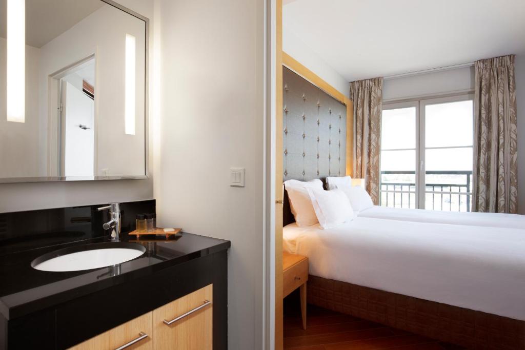 Hoteles cerca de Disneyland Paris. Relais Spa Chessy Val d'Europe