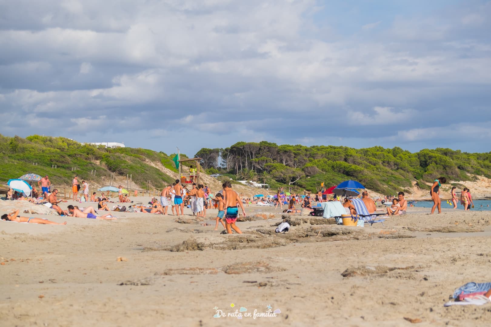 playas de menorca con niños