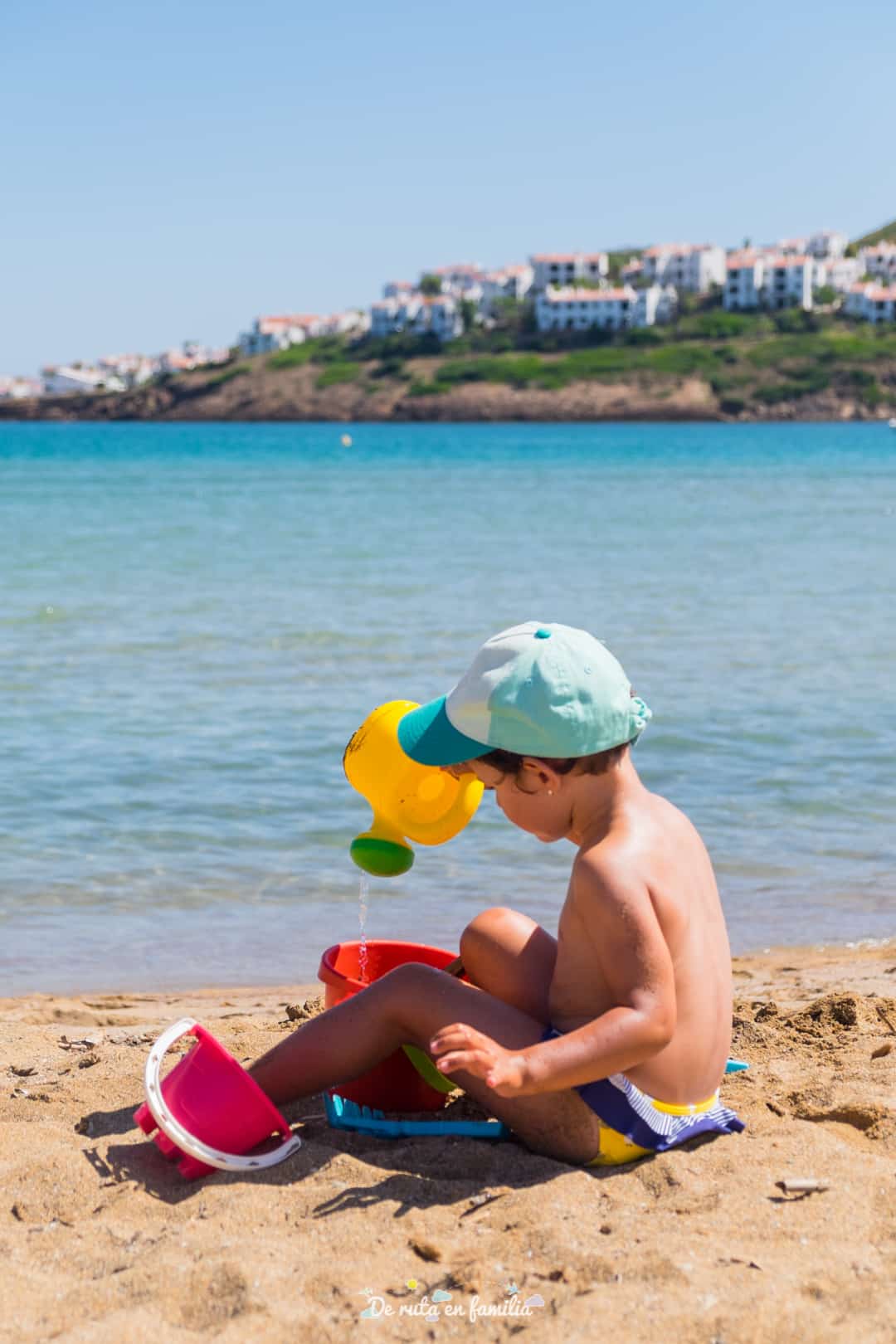 playas de menorca con niños