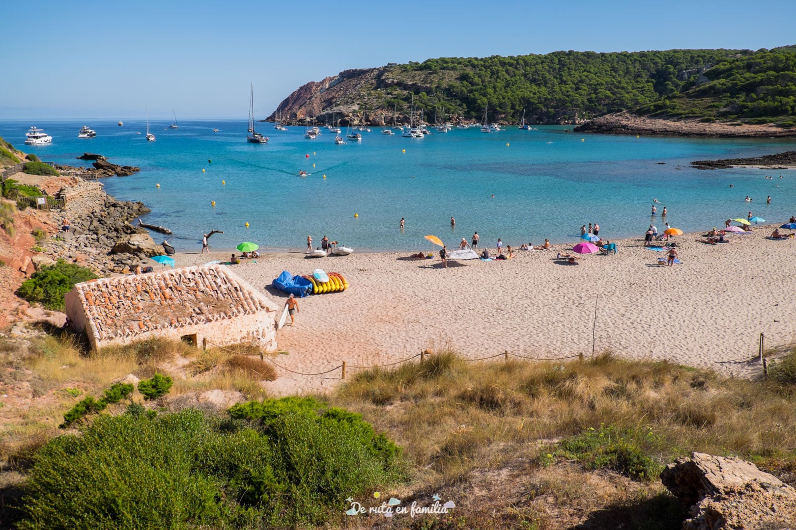 playas de menorca con niños