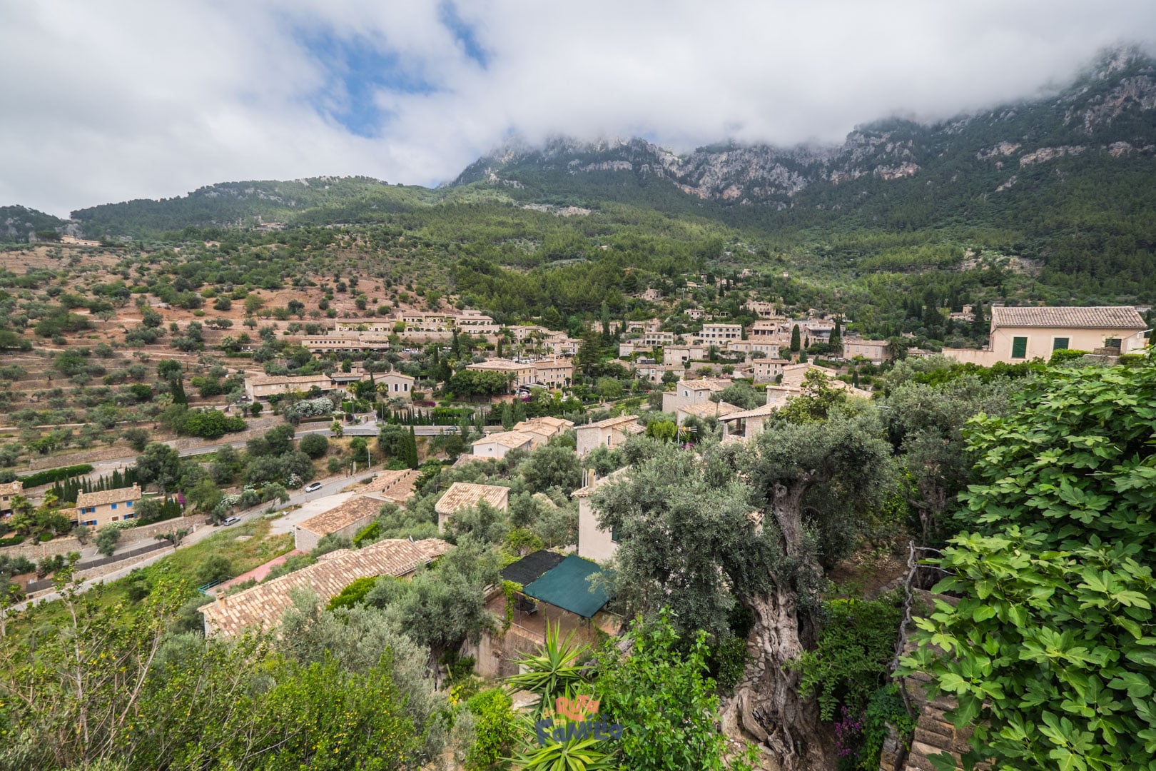 Pueblos bonitos de la Sierra de Tramuntana. Deià
