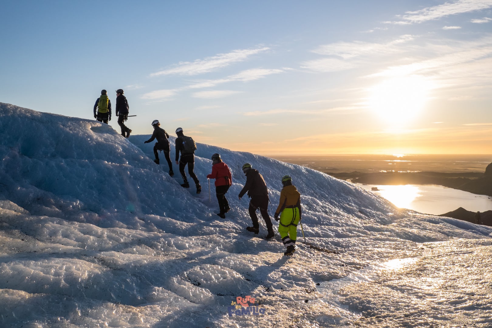Trekking en el glaciar Vatnajökull de Islandia