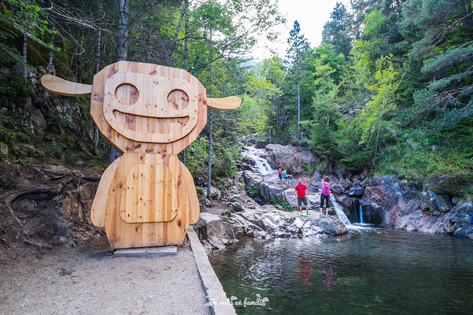 Troba el tamarro. Andorra amb nens
