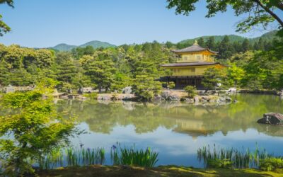 Visitar el Pabellón Dorado o Kinkaku-ji, el símbolo de Kyoto y de todo Japón